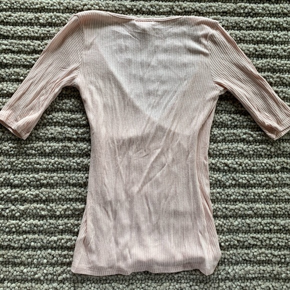 Leith Pale Pink Fitted Top - Picture 2 of 2